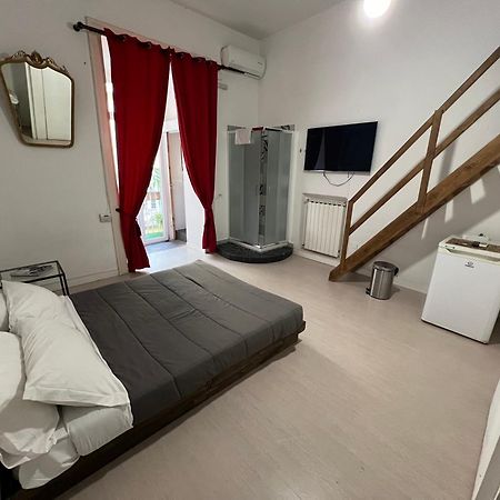 Carafa'S Central Apartment By Hhn Napels Buitenkant foto