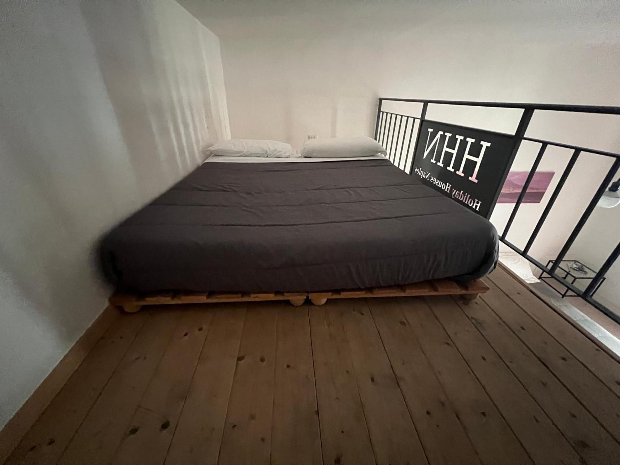 Carafa'S Central Apartment By Hhn Napels Buitenkant foto