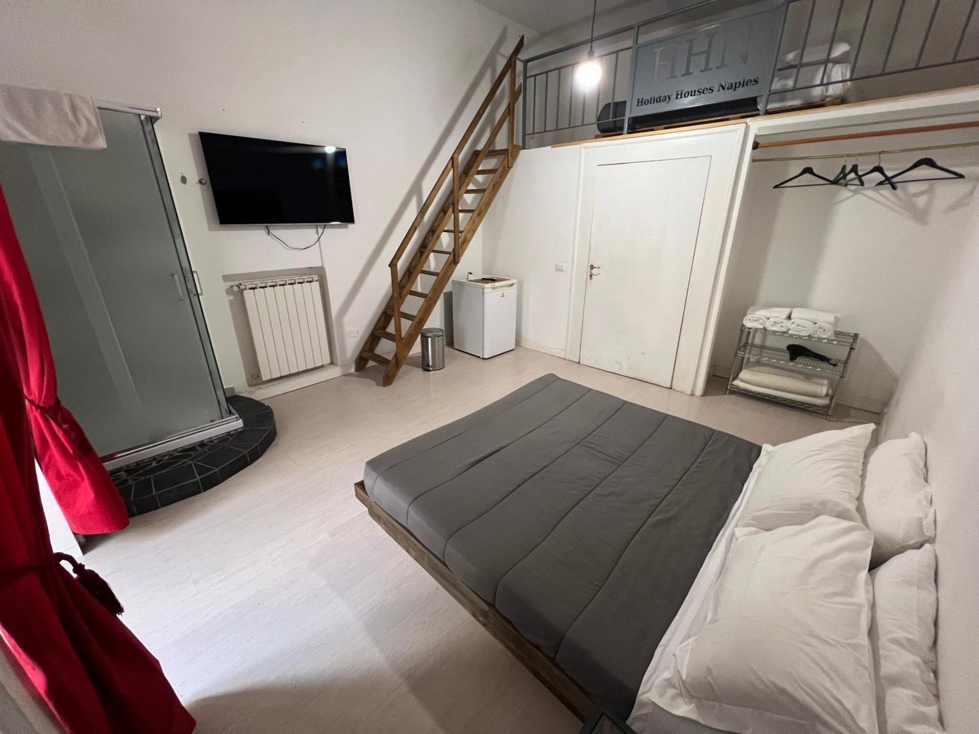 Carafa'S Central Apartment By Hhn Napels Buitenkant foto