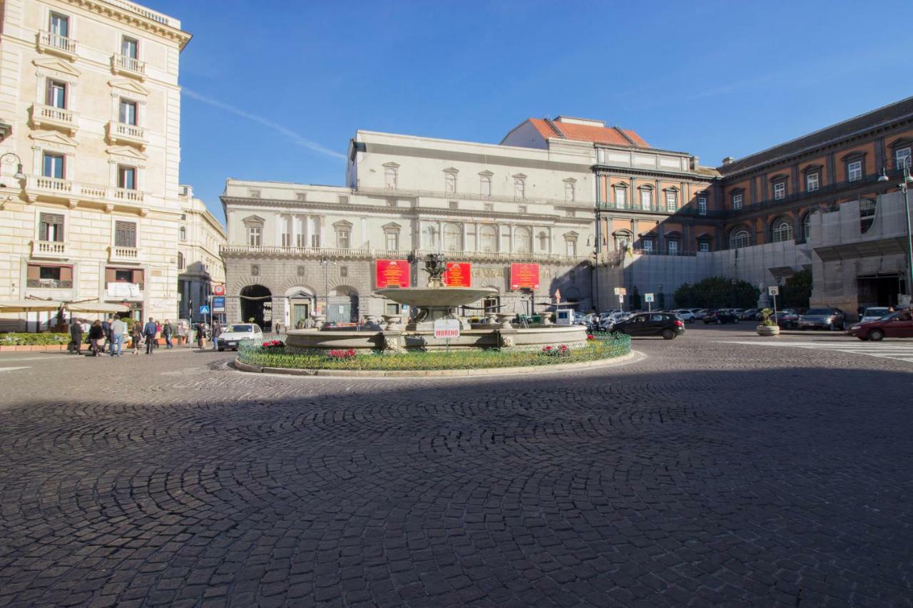 Carafa'S Central Apartment By Hhn Napels Buitenkant foto