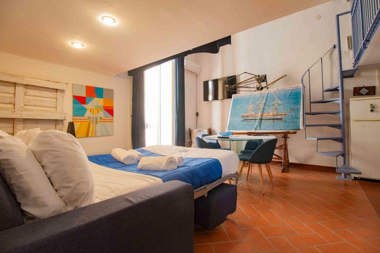 Carafa'S Central Apartment By Hhn Napels Buitenkant foto